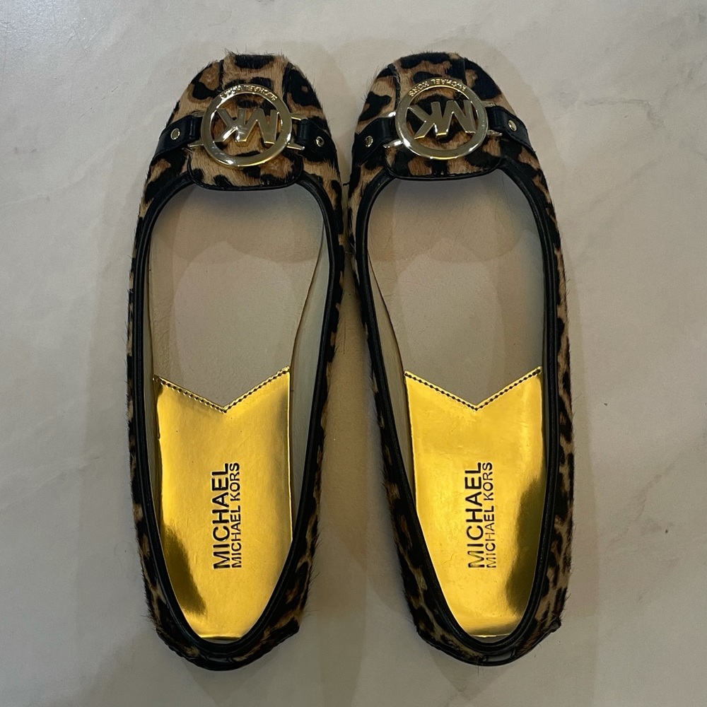 Michael Kors size 7.5 animal print flats